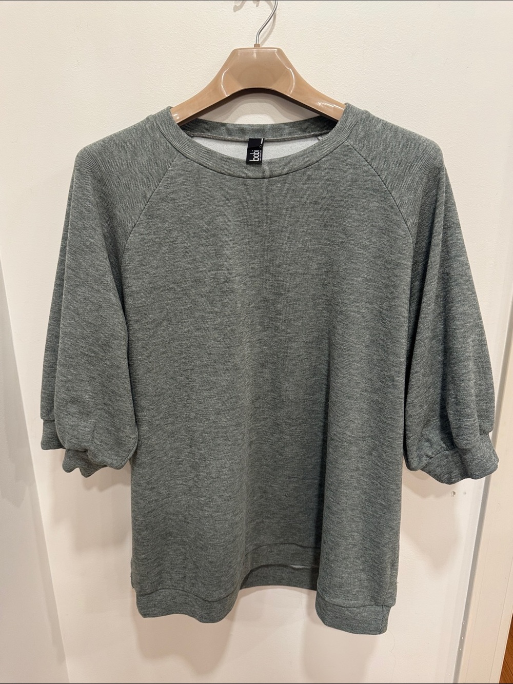 Bobi Los Angeles Gray Three-Quarter Sleeve Sweater – Size Large